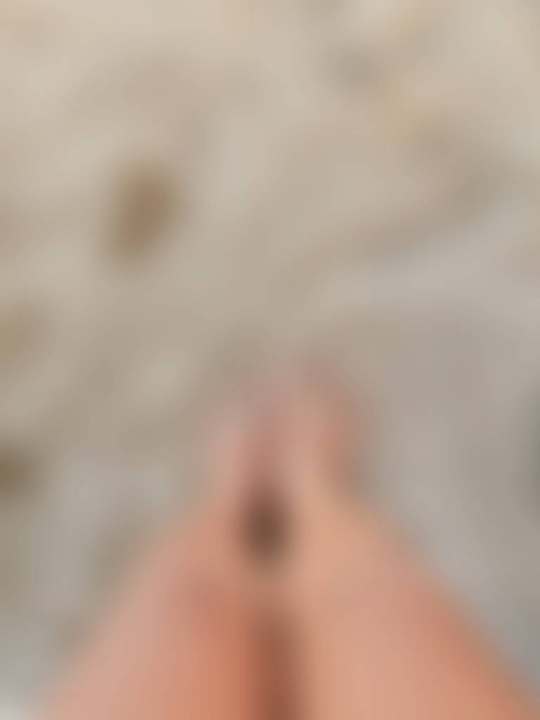 beautiful day at the beach ☀️ wouldn’t you want to feel these 🤭
