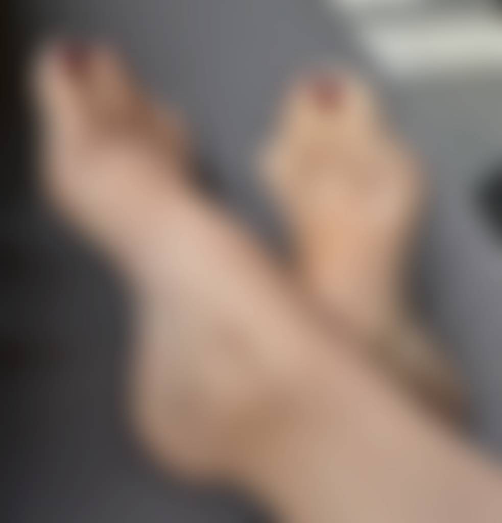 New here, and a new pair for you to admire 😏😉 Much more to come. Send me a message and say