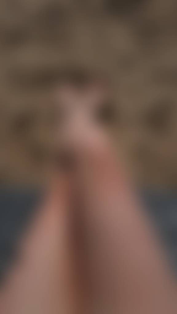 More from beach trip 😘 Dm for custom pics
