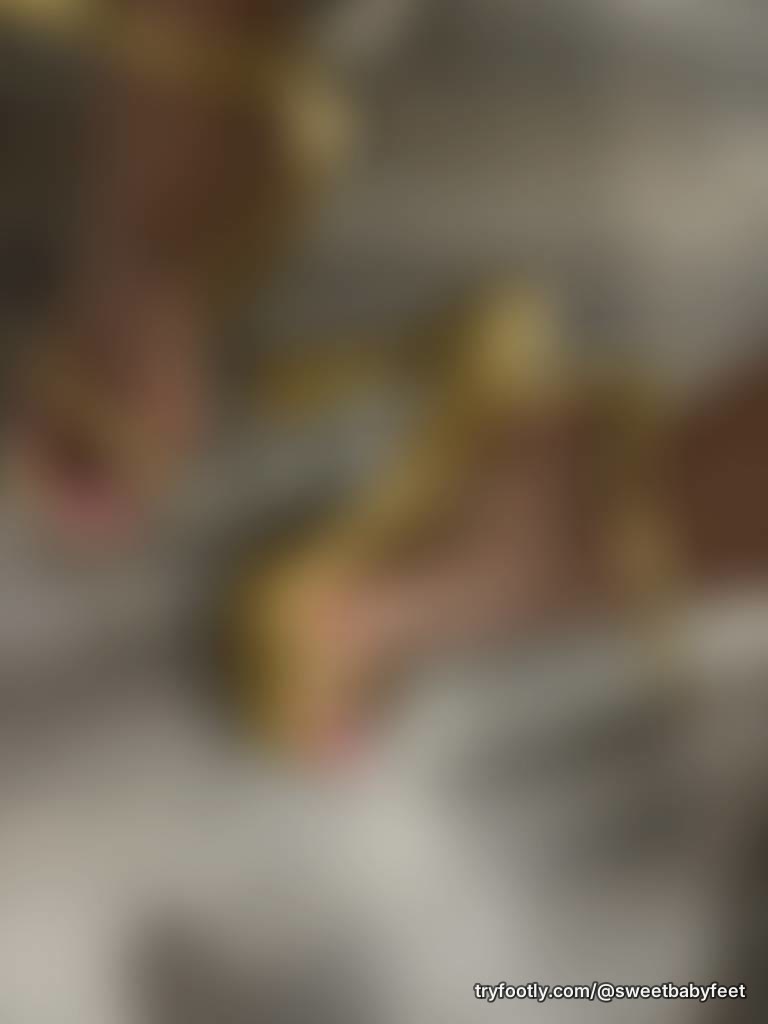What would you like to see babes? 💦🦶💦