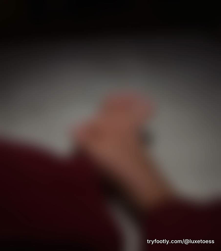 You’re looking for a reason to stay …. Here it is 👣