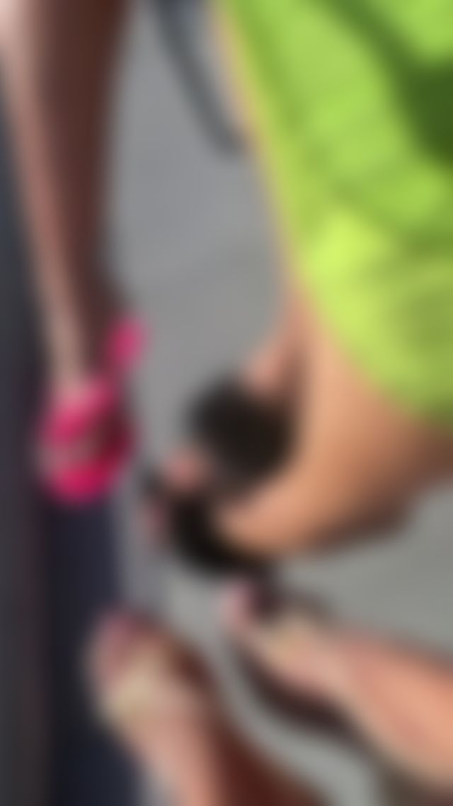 Footsies with my friends 😍