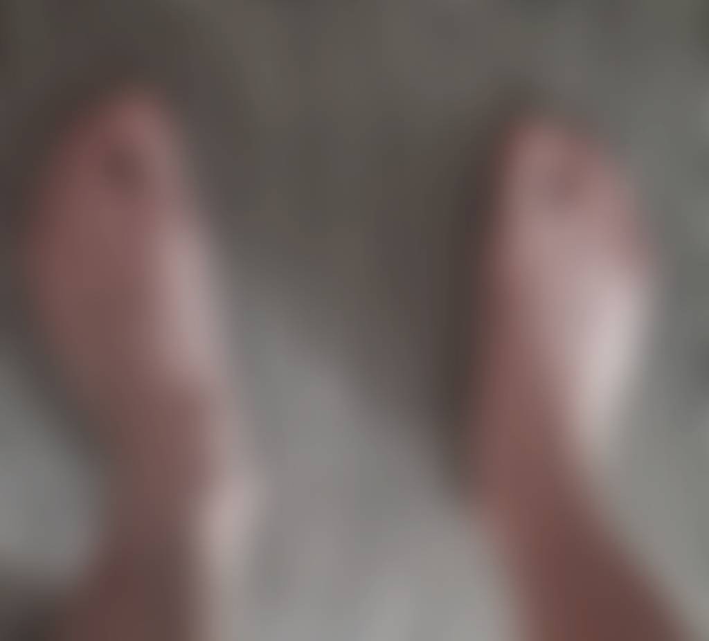 First post here, free feet for all!