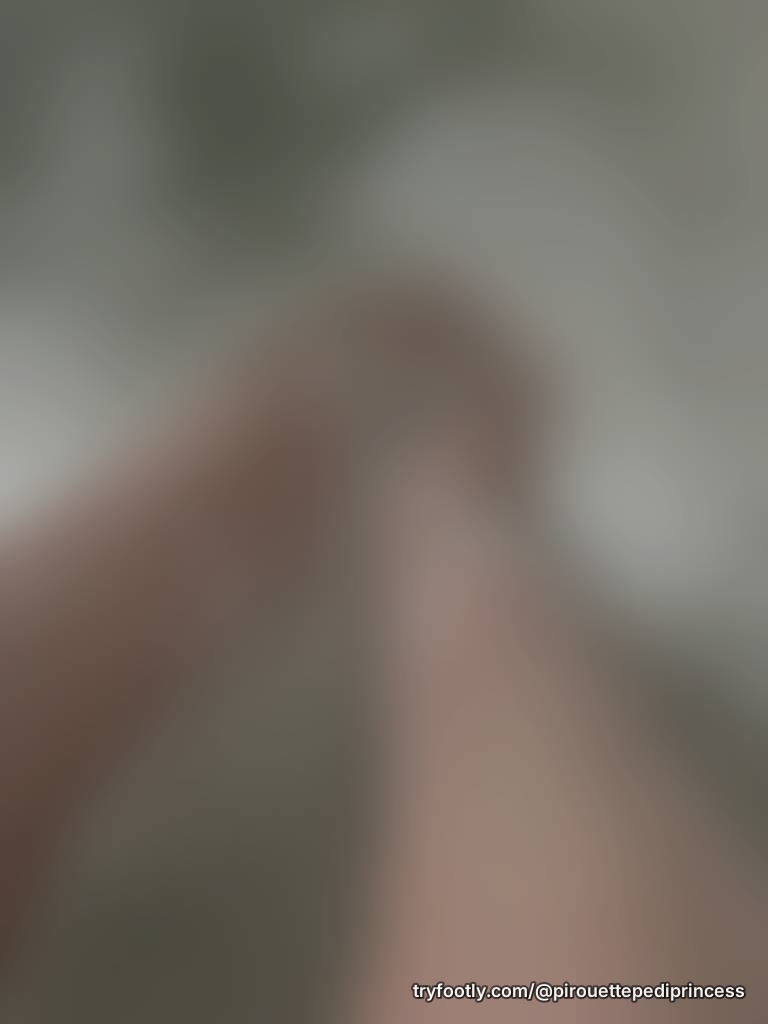 Enjoying a nice relaxing bubble bath! Let me know if you want me to dirty up my feet for y