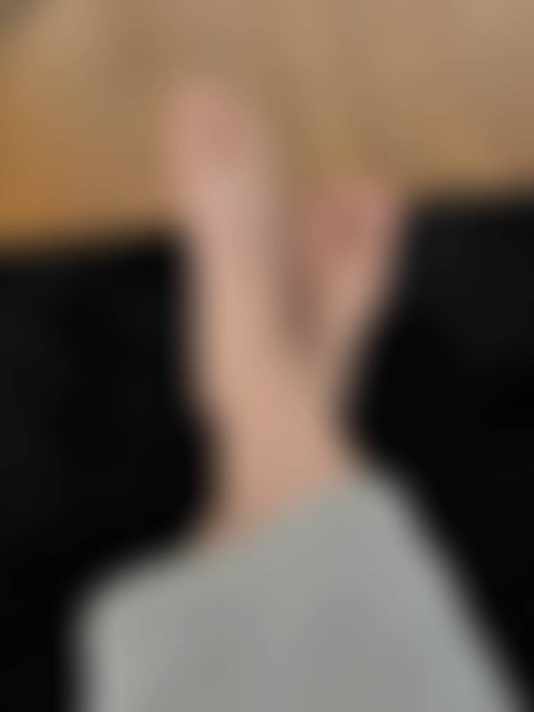 Just here to please you 😉 tell me what you want to see! 😍