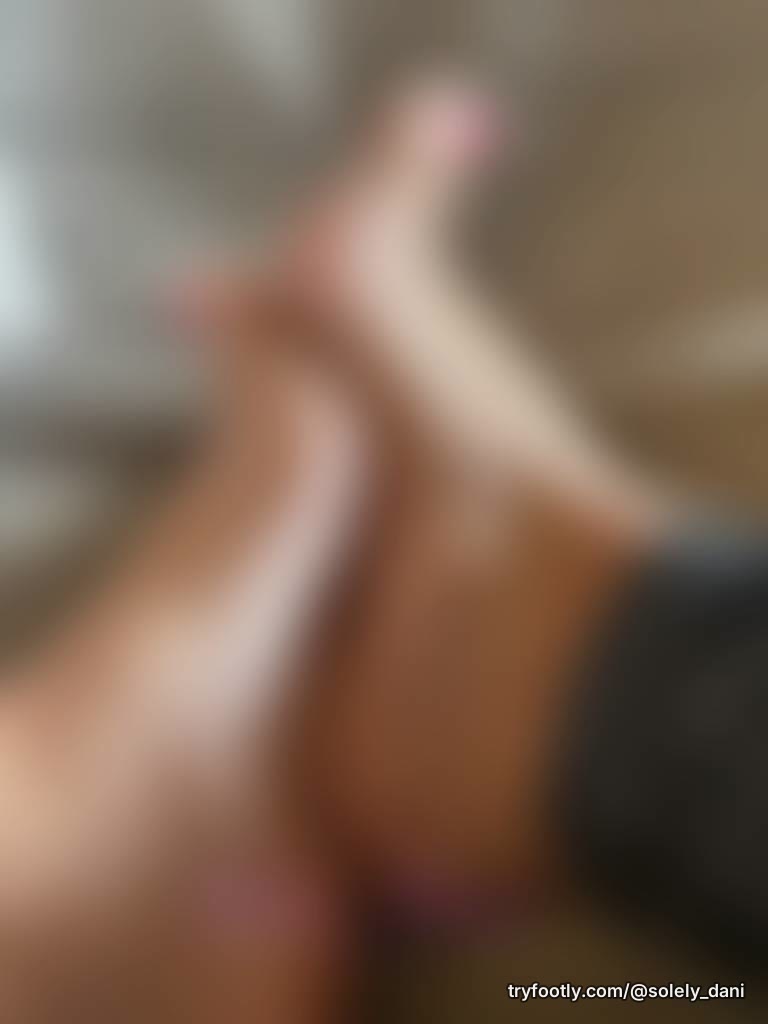 Took a couple days to myself, but I’m back. DM me for custom requests or just tip me becau