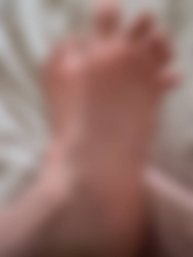 Shots of my bare soles ;p