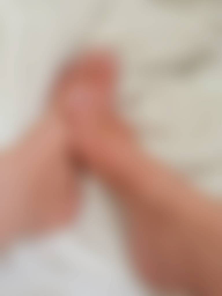 A little shine never hurt anybody 👣✨ Personalised content available 💌