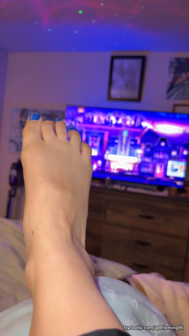 Feel free to leave me a tip 😏 also comment or dm me for anything you’d like to see