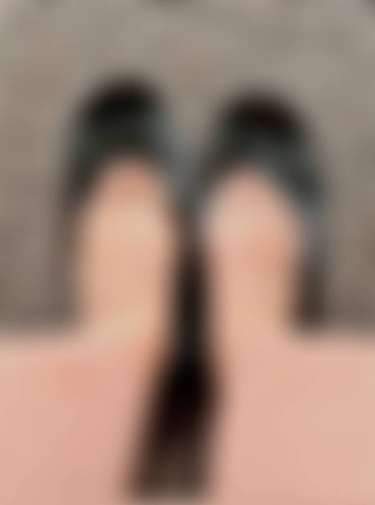 ✨Day 2 of building my self-confidence✨ I guess my feet are good at crushing things?