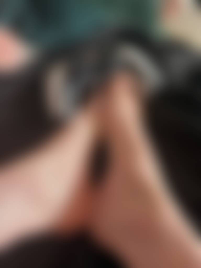 Send me your requests and guess what I’m playing😘 I’ll give a hint: horror