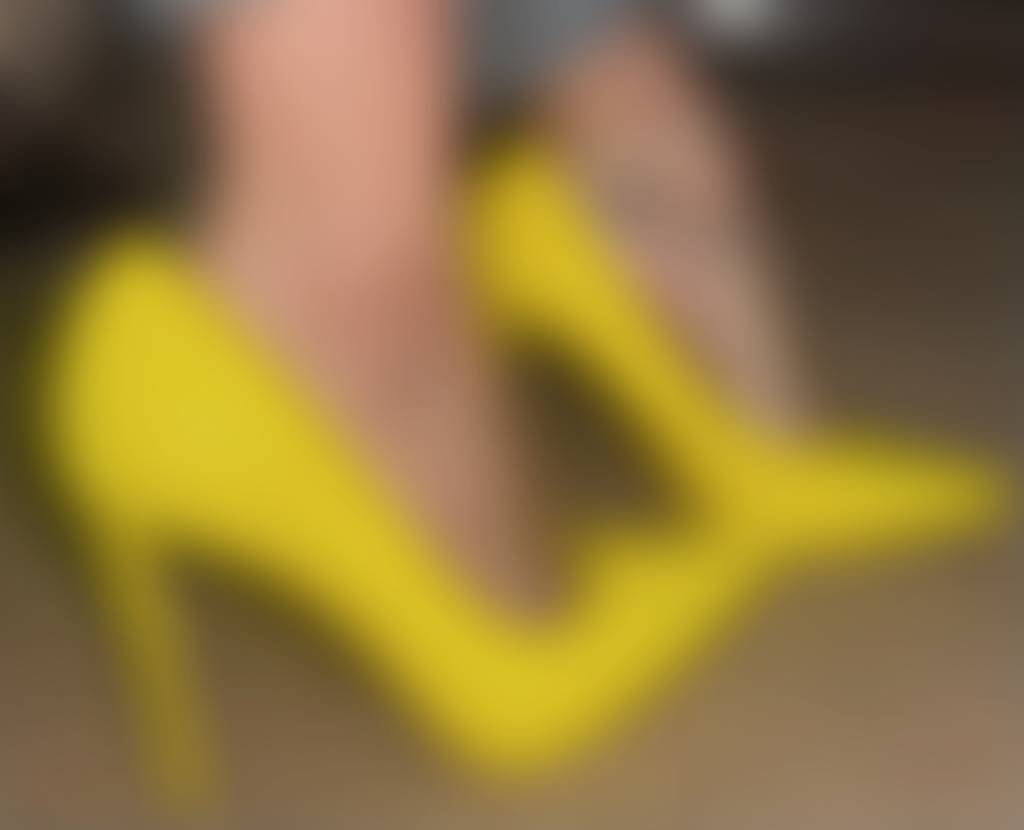Bright yellow fun. Wore these out today. Have two more pics in the next post w them out an