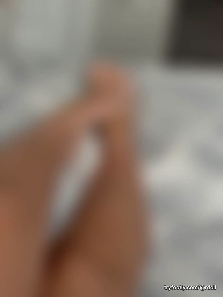 i’m taking requests! text me babe!