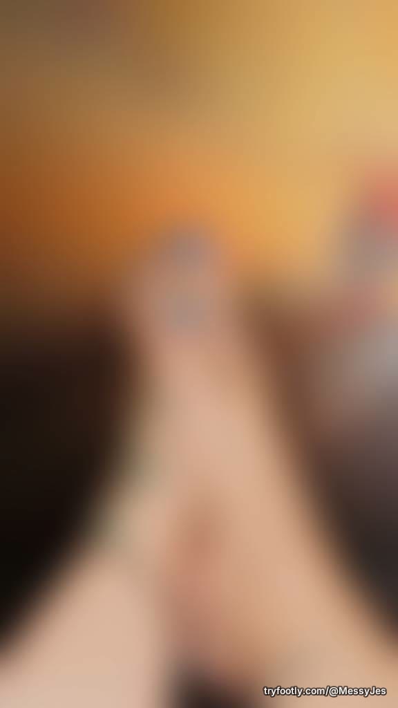 Yoga time and maybe some more pics 😉