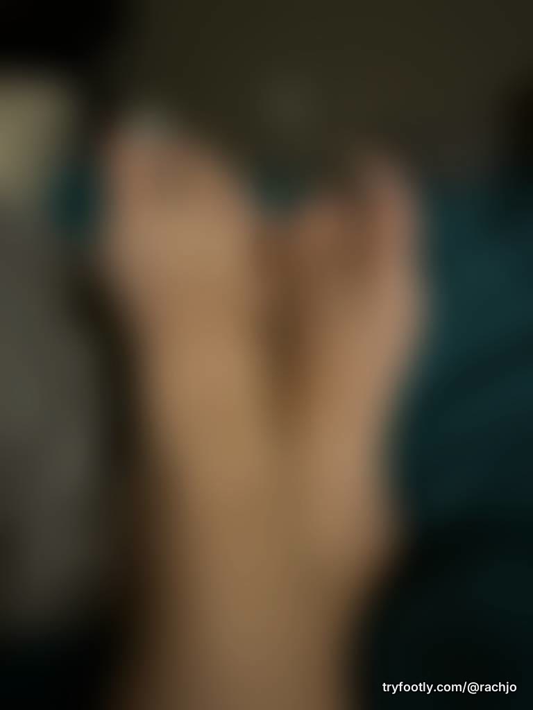Hey guys! I’m new here. Feel free to make a request!