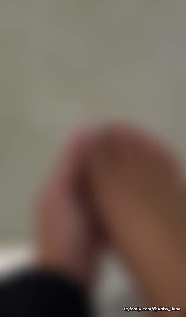 Hey I’m new here 👀 Thought I’d start with something soft and simple… what do you think? 👣 