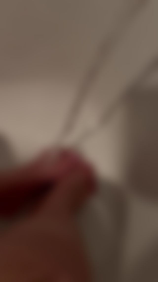 How wet do you like it? 😉 - Unlock if you want more 🤍🫧