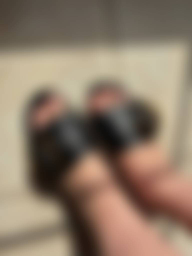 Pay a little extra for some special toe action…🤪🦶🏼