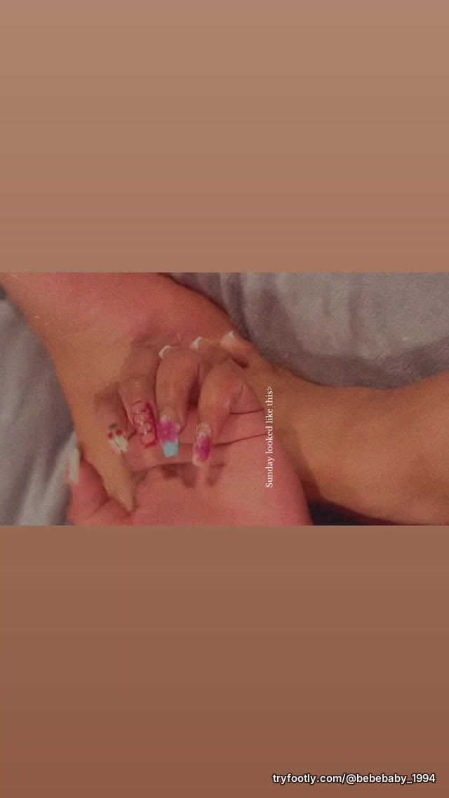 Here’s just a little treat 🤫😘