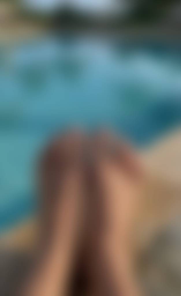 Dip at the pool☀️