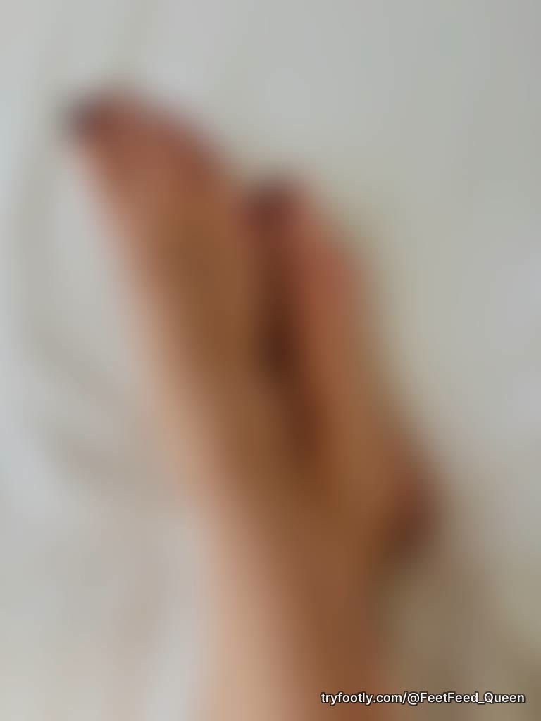 Hello! I’m new here :) about to do get a new pedicure. Would you like to see it ?