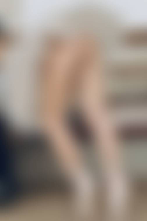 Ballerina babe with boobs, pussy, and booty! 🩰🍑🤭