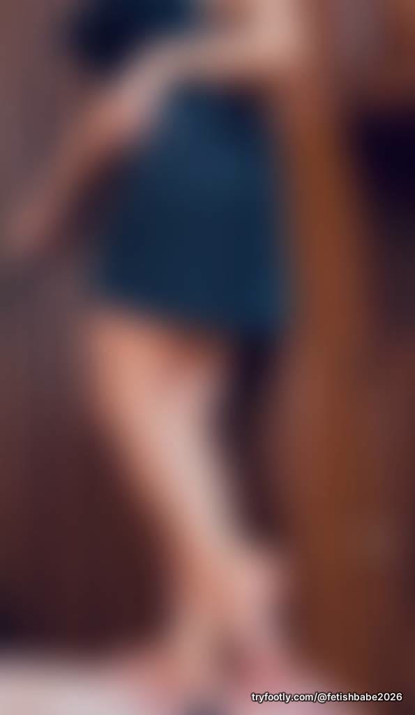 Foot worship and trampling 😈