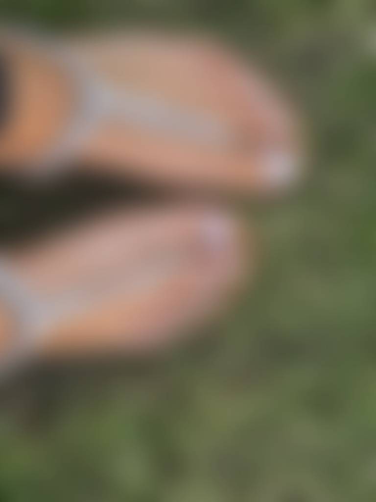 Dirty toes