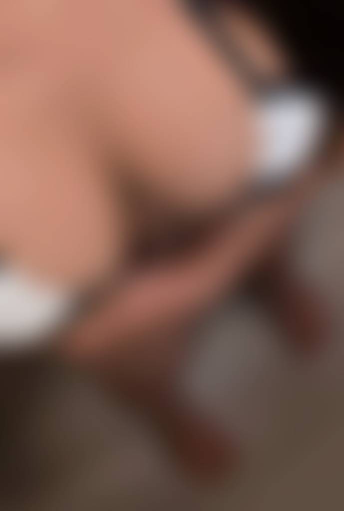 Tiny toes
