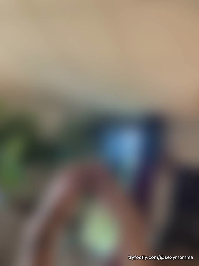 Please give me your request! It will be worth your while🥵😉😉