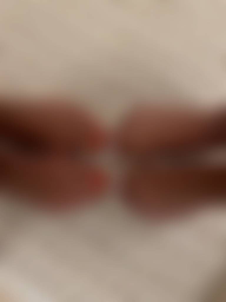 Friendly toes