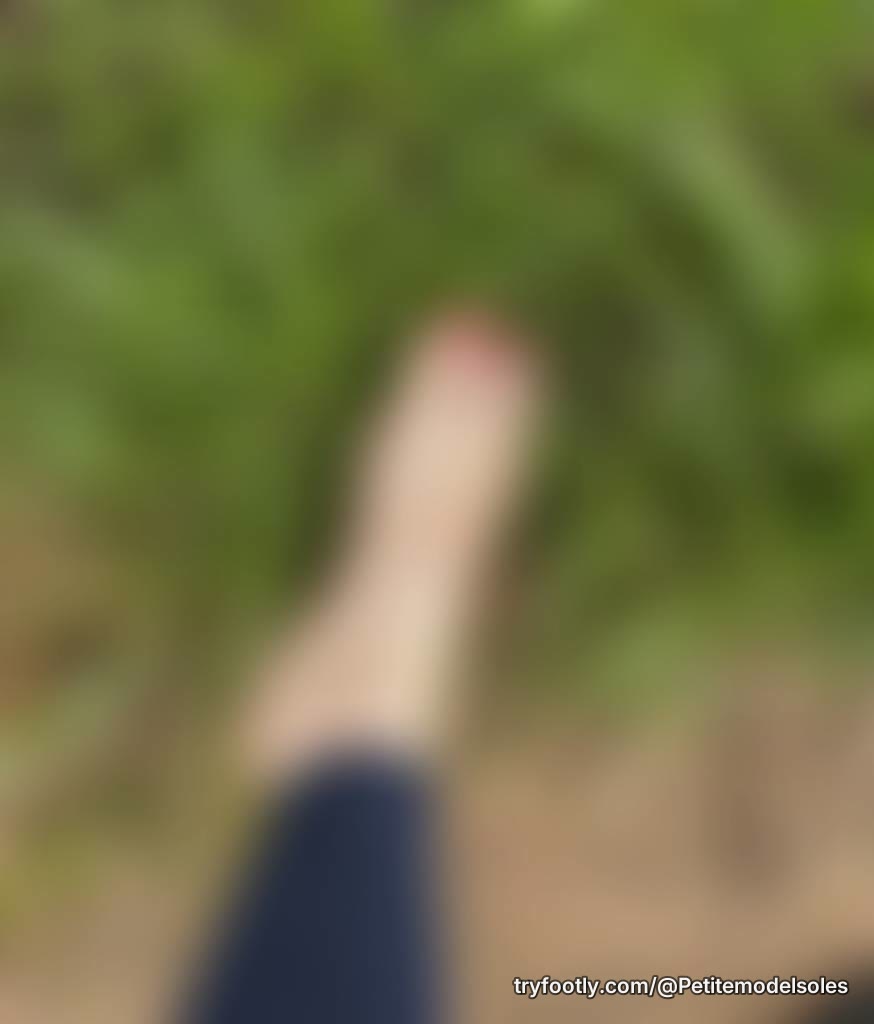 A little countryside teaser, tip and I’ll send you the rest 😘