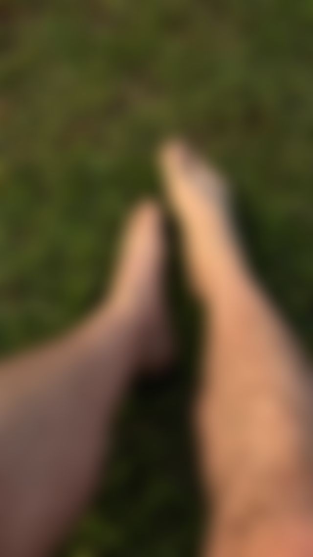 Feels so nice rubbing against my feet