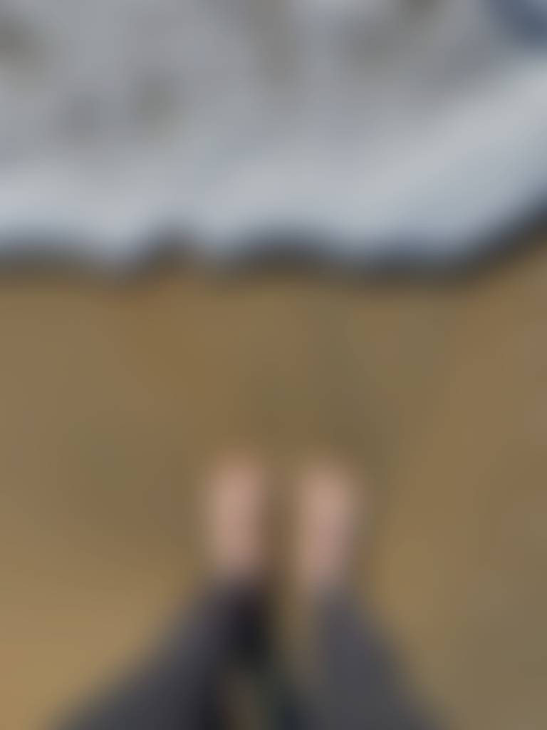 Hi I’m new here and I’m ready to share my feet with someone special!!!! I’m also ready to