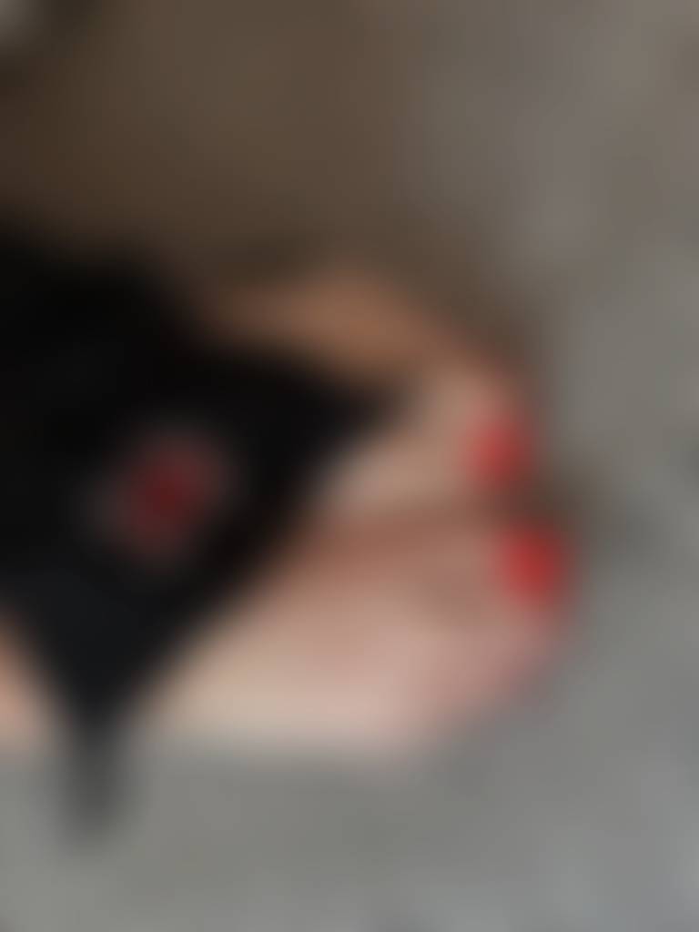 Red means stop… but you didn’t 🫦