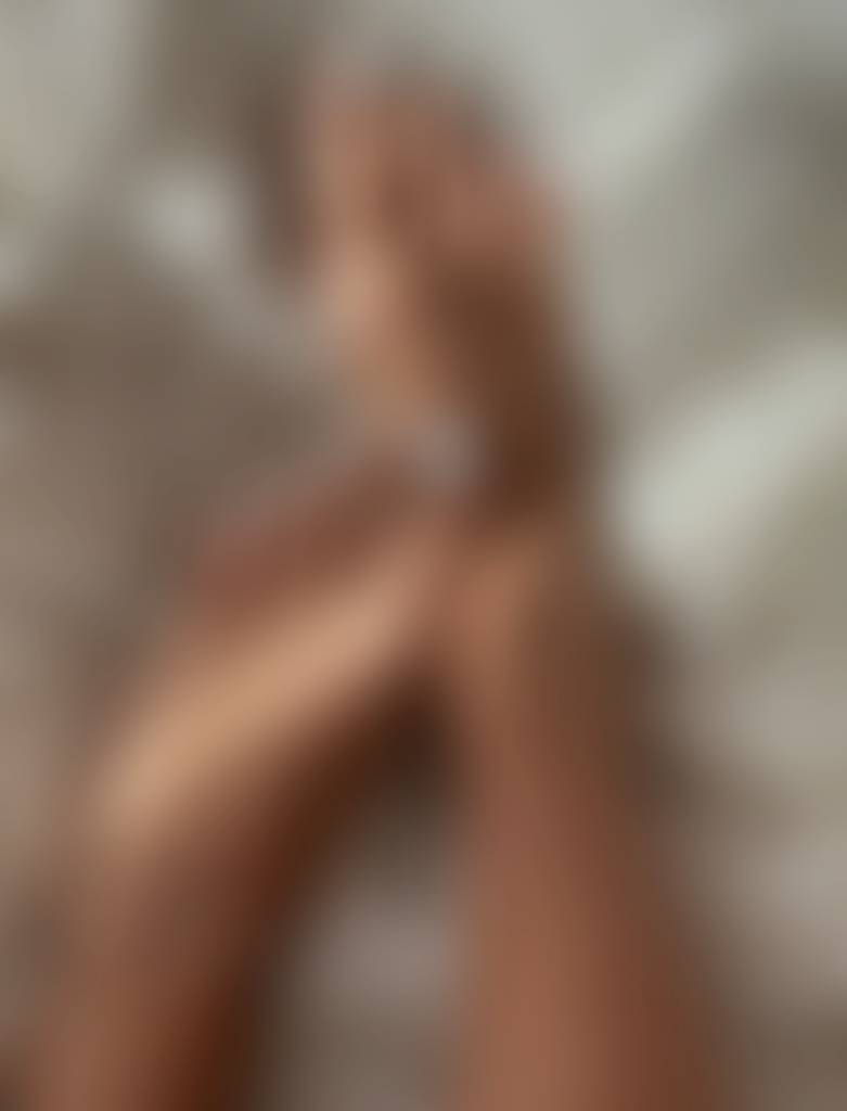 Clean pedicure, soft mood 🤍 White nails, fresh feet. #cleanpedicure #whitepedicure #softfe