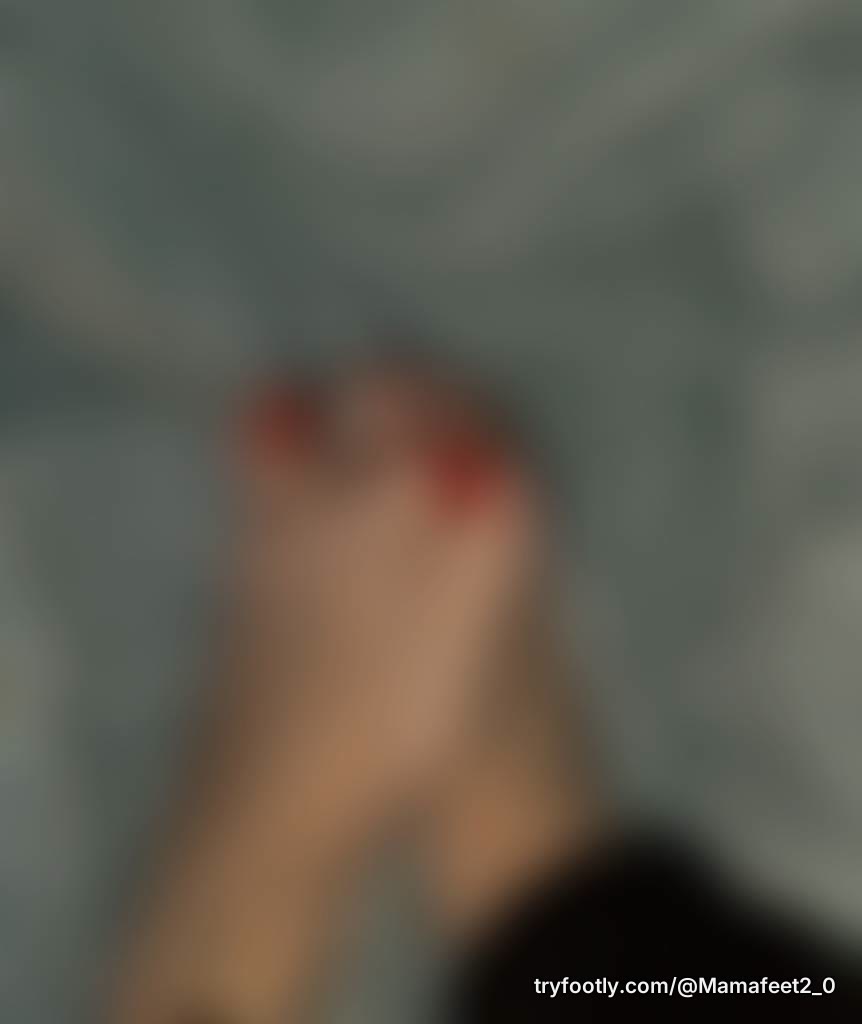 What color should I do on Saturday 👀 Tips are appreciated ❤️ Custom can be fulfilled ❤️ Ti