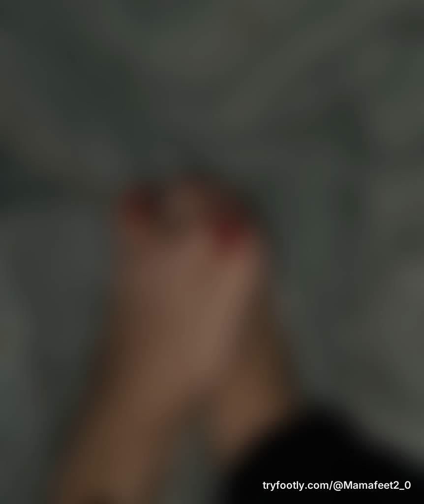 This mama is new to this !!! #needthatgasmoney -Tips are appreciated -Custom request can b