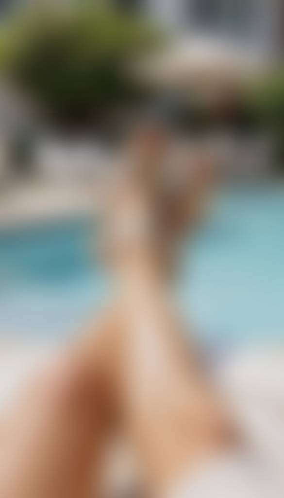 sunny pool day with no cares ;-)