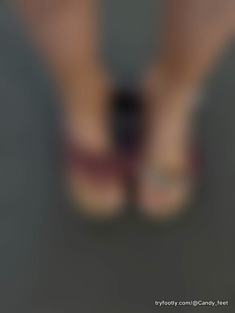 Whoops🙈🙈DM me for more ;)