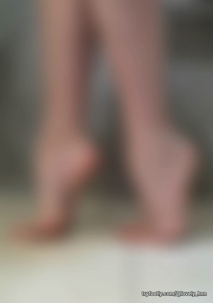 👣 EU 39/40 Free first post ✨ Custom pics & tips 💌