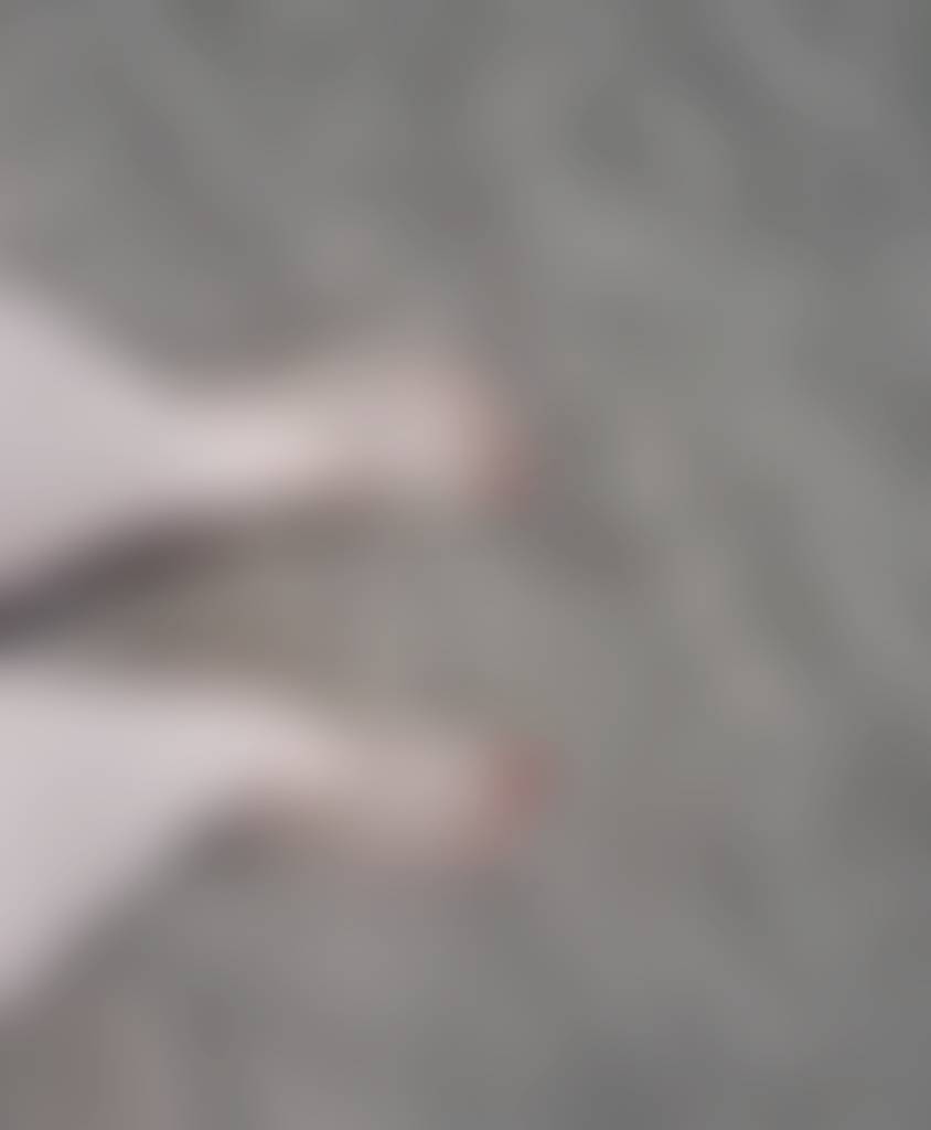 New seller, looking to get my feet some deserved attention. I will be uploading new conten
