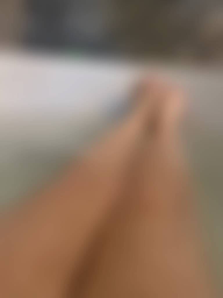 Legs and toes for the win! Subscribe for all my content! 🌶️