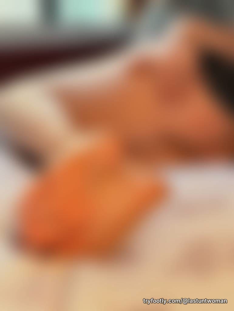 New here. The classic ass & soles shot. Open for custom requests <3