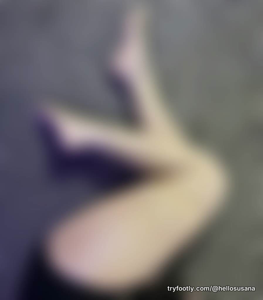 FEET PICS IN NUDE NYLONS 🤍 Different poses of feet and leg pics in nude nylons wearing an 