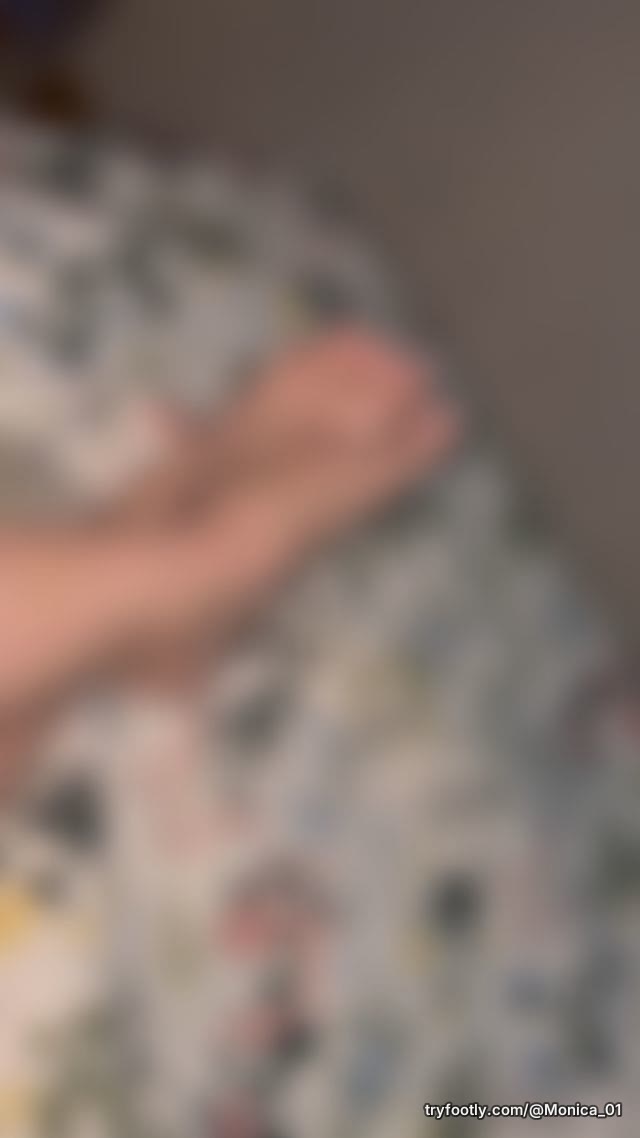 Cremita por todos mis pies , de cerquita