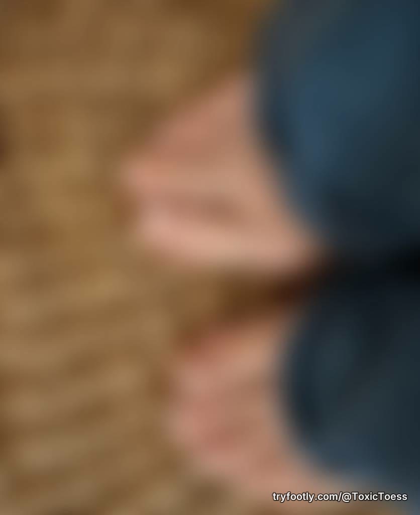 White French tips, long toes, and a little attitude 🤍👣Spoil me and maybe I’ll spoil you ba