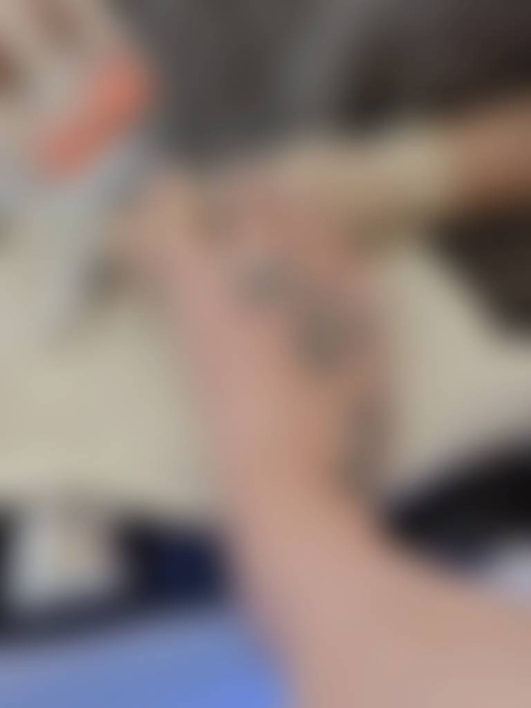 A little mystery on my toes… the reveal in paid content. Toe-tally worth subscribing for o