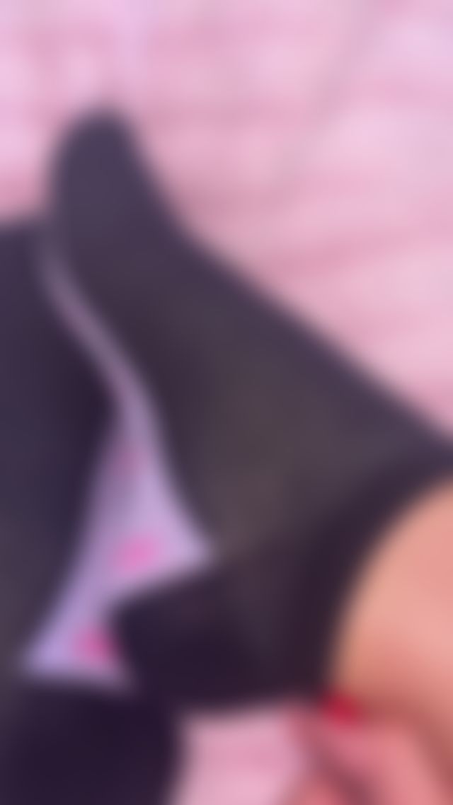 Just wait for this reveal… 👀 #heelcheck #sexysocks #yourobsession