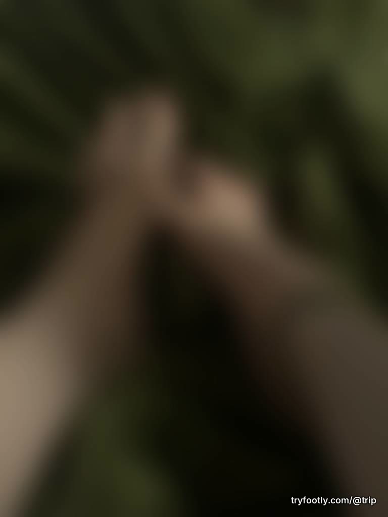 <3
